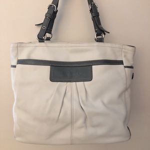 COACH Soho White Grey Leather Tote Purse Bag